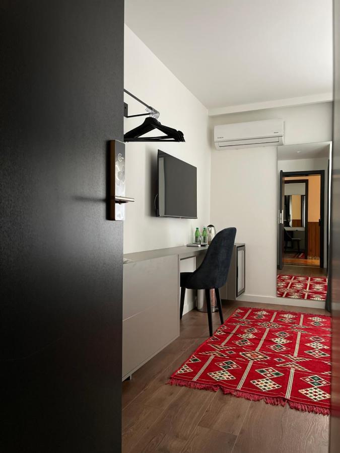 Etnomania Boutique Hotel Pristina Buitenkant foto