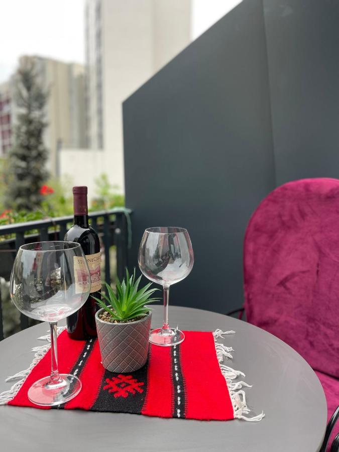 Etnomania Boutique Hotel Pristina Buitenkant foto