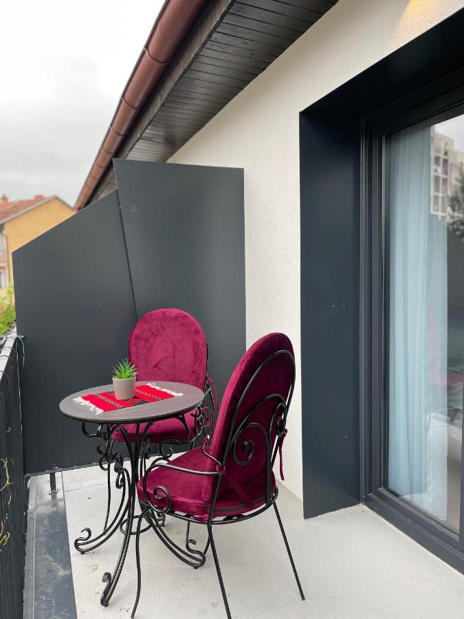 Etnomania Boutique Hotel Pristina Buitenkant foto